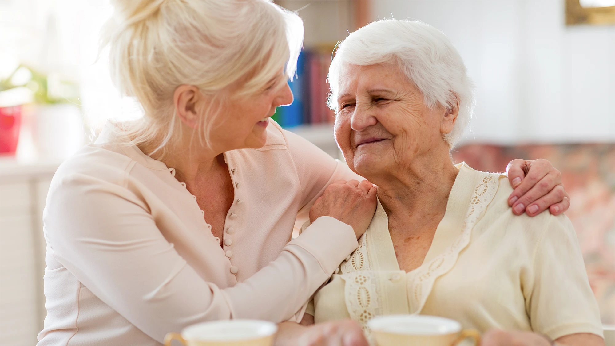 Noticing Changes in Your Loved One? The Difference Between Dementia & Normal Aging