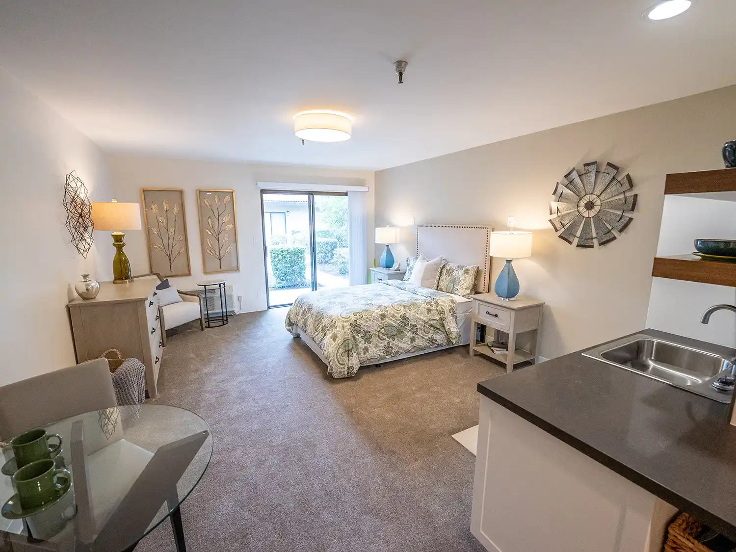 Senior living community apartment for assisted living and memory care in Visalia CA