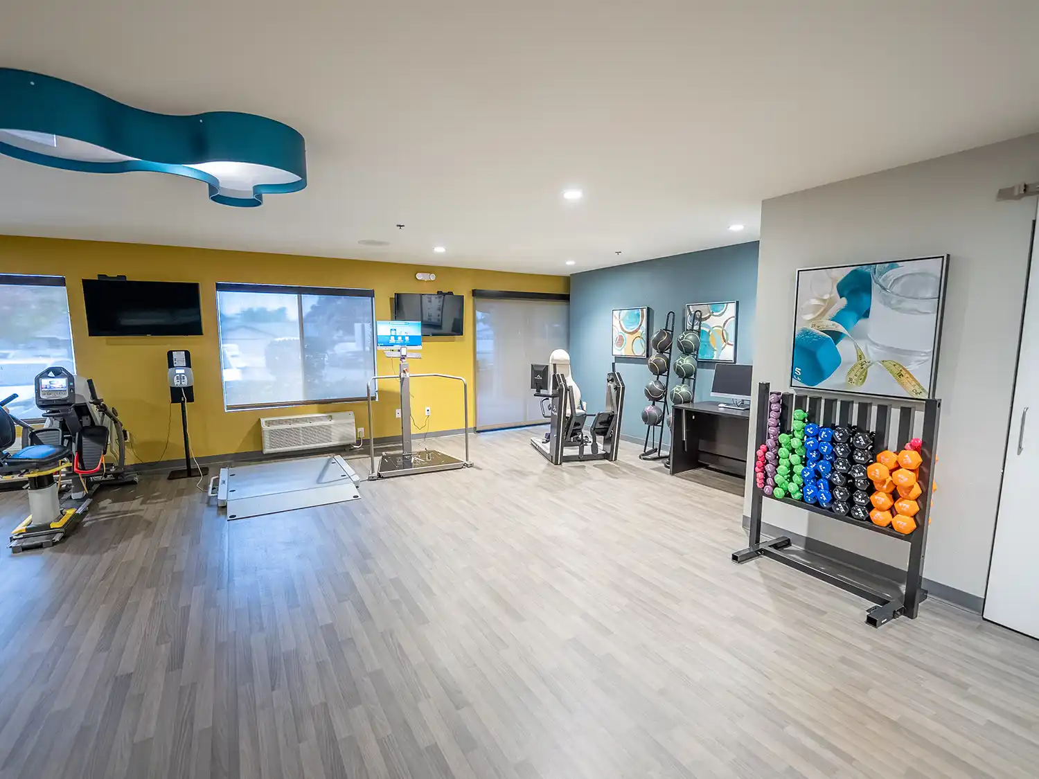 Senior living community fitness center for assisted living and memory care in Visalia CA